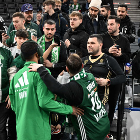 EUROLEAGUE_ΜΠΑΓΕΡΝ_ΜΟΝΑΧΟΥ_PAO_BC