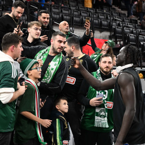 EUROLEAGUE_ΜΠΑΓΕΡΝ_ΜΟΝΑΧΟΥ_PAO_BC